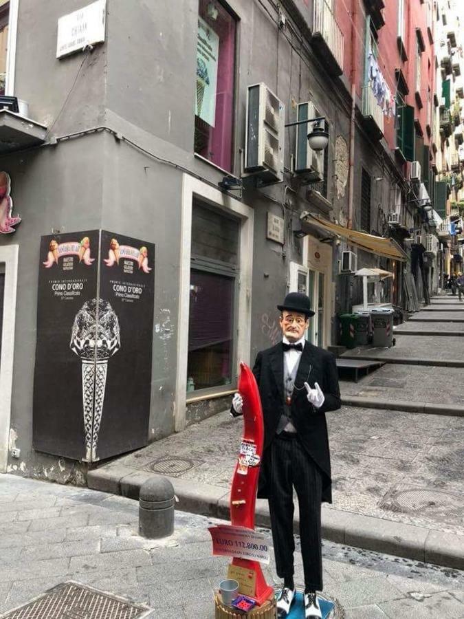 Gradoni Di Chiaia Twenty Three Nápoles Exterior foto